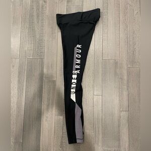 Under Armour Black and White compression heat gear Leggings